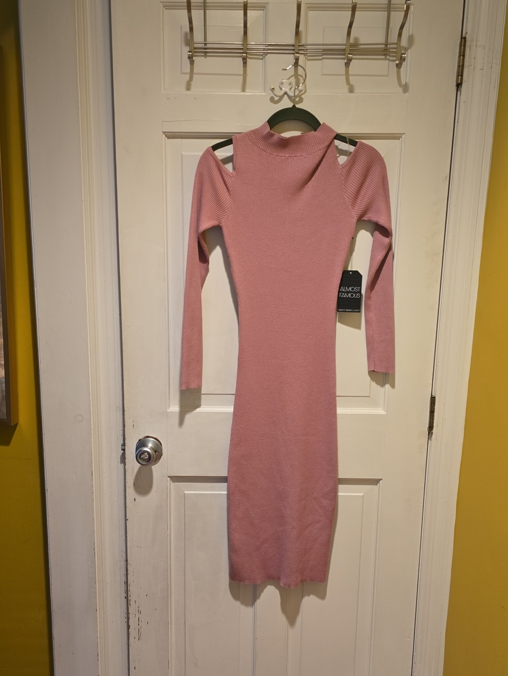 Almost Famous Dusty Rose Cold-Shoulder Ribbed Midi Dress